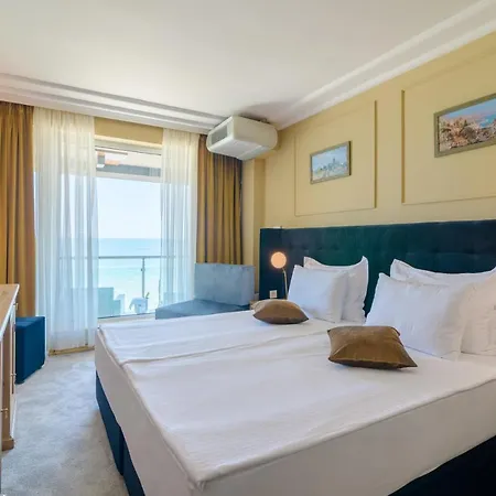 Отель Marina Hotel, Sunny Day