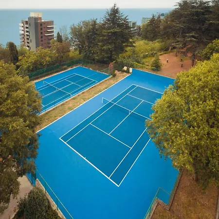 Отель Marina Hotel, Sunny Day 4*