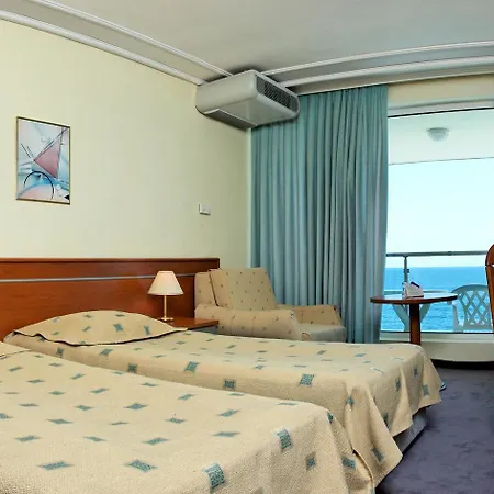 Marina Hotel, Sunny Day