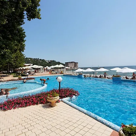 Marina Hotel, Sunny Day ホテル ヴァルナ