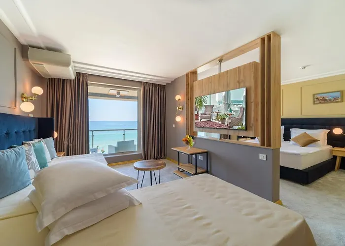 Hotel Marina Hotel, Sunny Day Varna