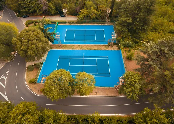 Marina Hotel, Sunny Day Hotel