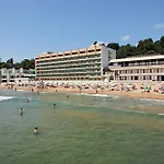 Marina Hotel, Sunny Day 酒店 4*
