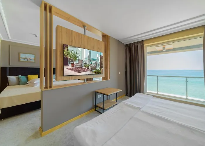 Хотел Marina Hotel, Sunny Day 4*