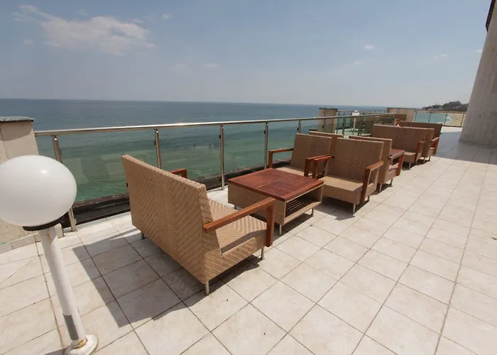 Marina Hotel, Sunny Day Хотел 4*