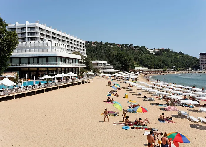 Marina Hotel, Sunny Day 4*