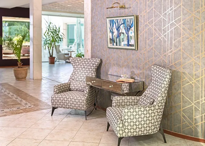 Marina Hotel, Sunny Day Хотел 4*